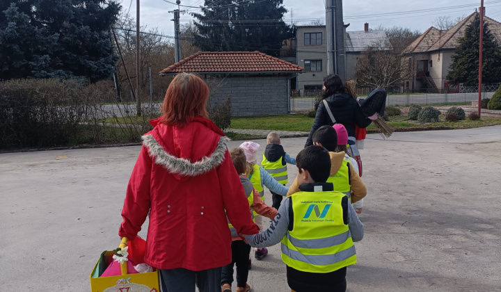 Aktuality / Ako deti z MŠ vítali jar! - foto