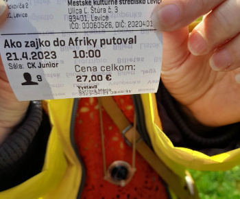 Aktuality / Deti z MŠ navštívili divadlo - foto