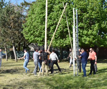 Aktuality / Máj, máj, má, zelený - už je postavený aj u nás! - foto