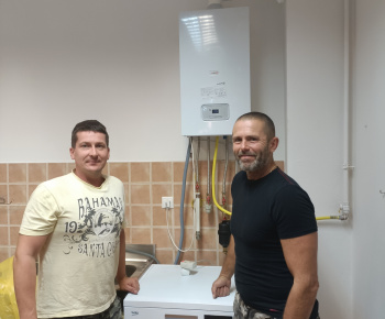 Aktuality / „ Výmena exteriérových prvkov, nákup a montáž kondenzačného kotla“ - foto