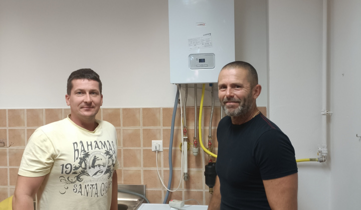 Aktuality / „ Výmena exteriérových prvkov, nákup a montáž kondenzačného kotla“ - foto