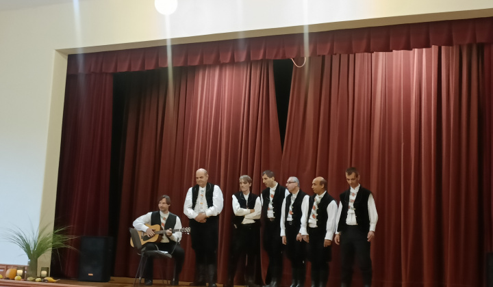 Aktuality / Mesiac úcty k starším sa niesol v príjemnej atmosfére - foto