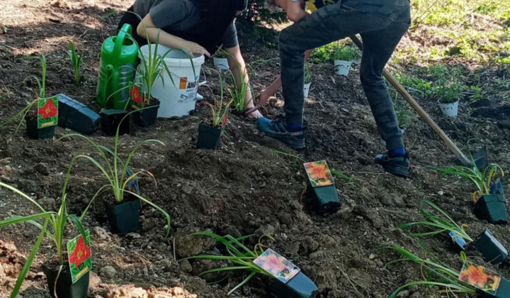 Aktuality / Úspešná realizácia projektu ''KOLOBEH ŽIVOTA'' - foto