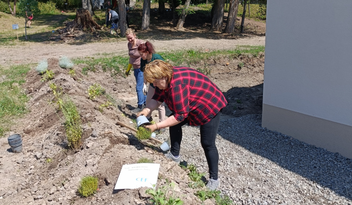 Aktuality / Úspešná realizácia projektu ''KOLOBEH ŽIVOTA'' - foto