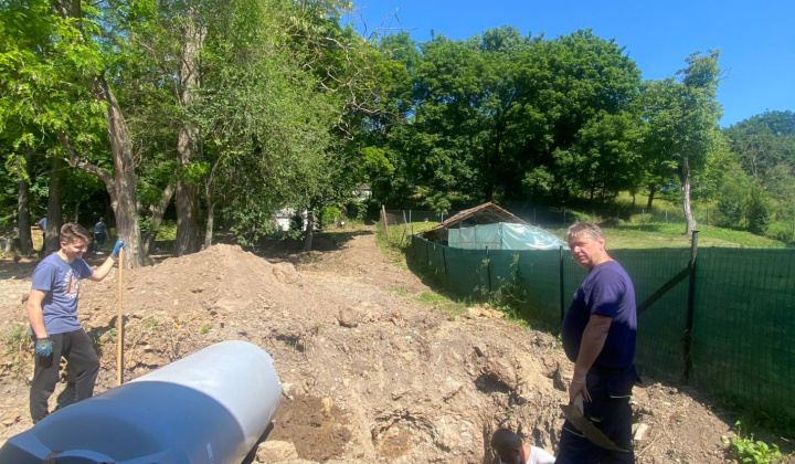 Aktuality / Ako sa z chátrajúcej obecnej budovy stala Lesná škola NATURA - foto