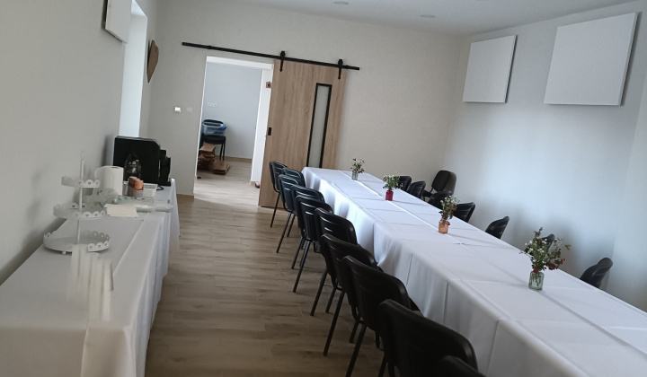 Aktuality / Ako sa z chátrajúcej obecnej budovy stala Lesná škola NATURA - foto